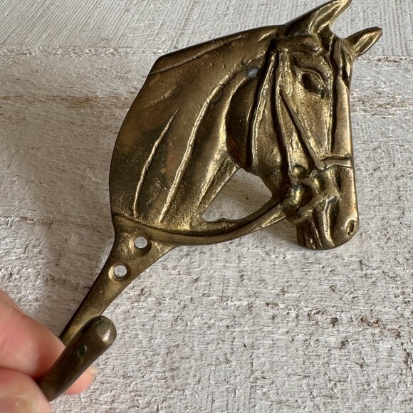Vintage Horse Hook Holder - Picture 9 of 9